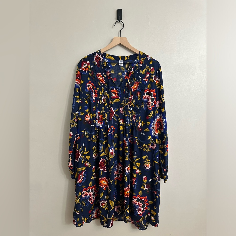 Old Navy long sleeve navy floral dress, L tall